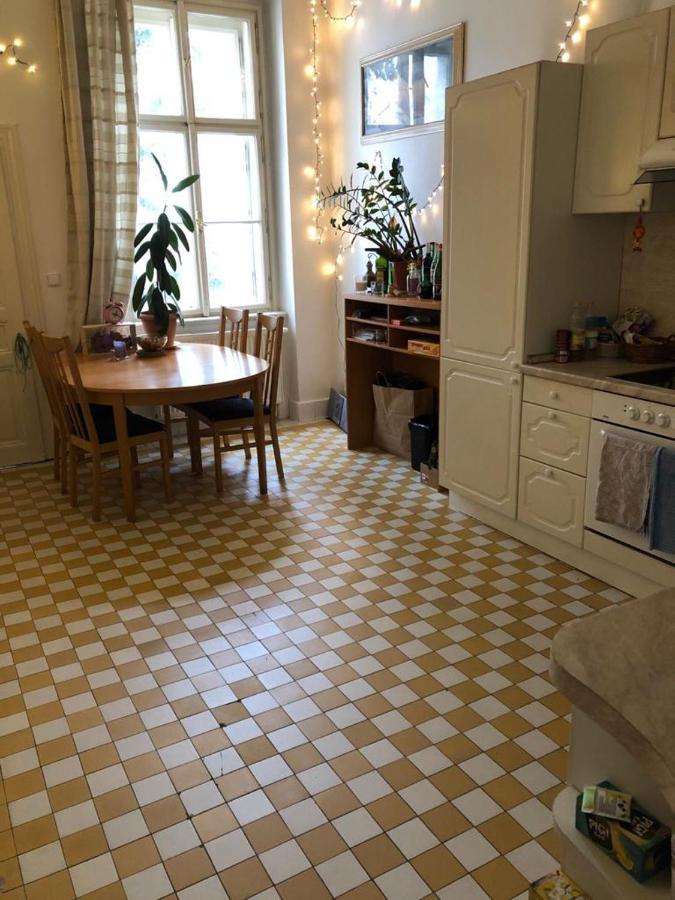 Chez Jitka Et Gautier - A Great Alternative To A Hotel Praga Esterno foto
